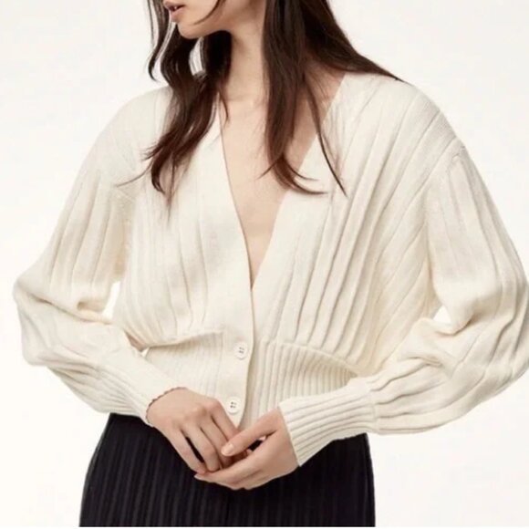 Wilfred Aritzia Thais Plunge Front Wool Blend Cardigan In Birch Size XS - Picture 2 of 16